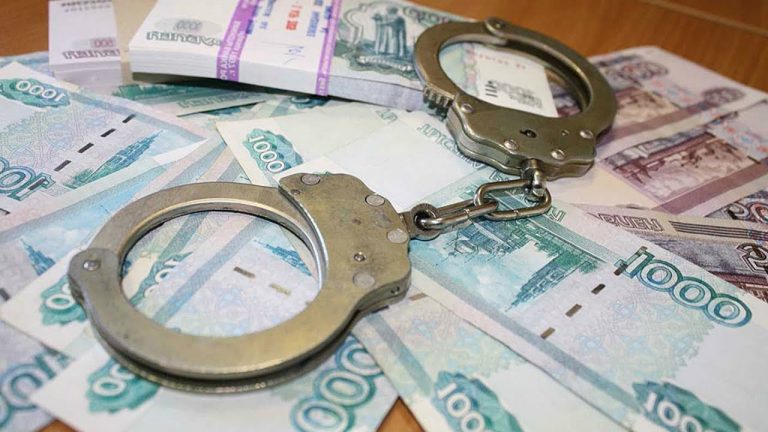 В Новоуральске осудят сотрудницу банка, присвоившую миллионы