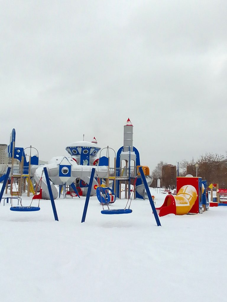 Про детские площадки в Новоуральске