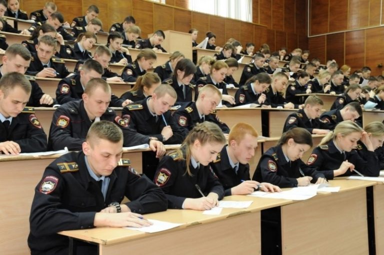Поступление в образовательные организации системы МВД России