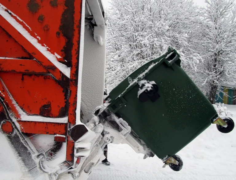 В Новоуральске вывоз ТКО будет обеспечен и в праздничные дни