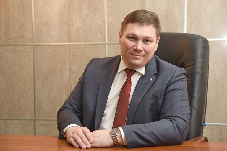 Глава участвует в предварительном голосовании