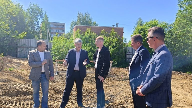 На Центральном стадионе завершена замена линии канализационных сетей