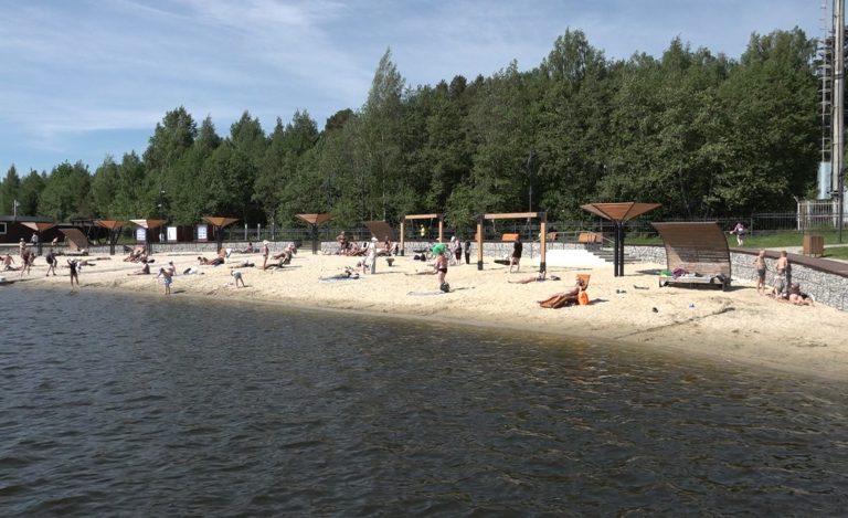Красоту на городском пляже будем сохранять